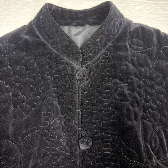 Vintage Quilted Black Velvet Mandarin Collar Jacket Women's Asian Inspired Coat - Picture 6 of 15